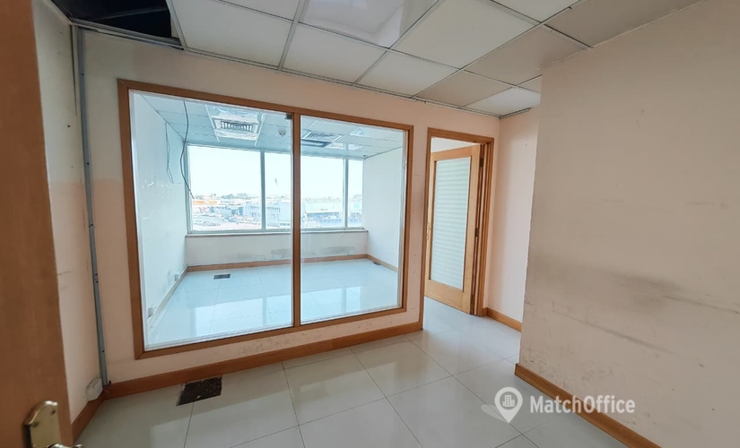 Office Al Muraqqabat 00000 Dubai