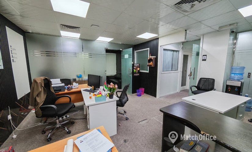 Office Al Mankhool 00000 Dubai