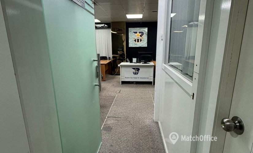 Office Khalid Bin Al Waleed Rd 00000 Dubai