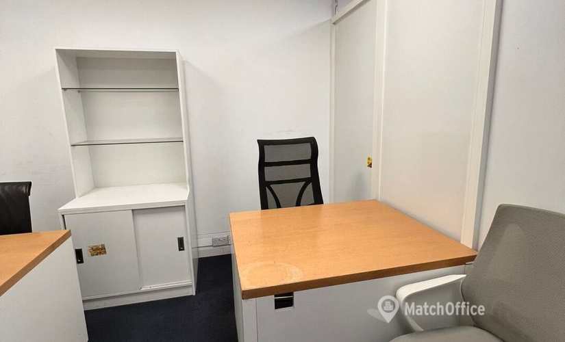 Office P114 Sheikha Maryam Building 00000 Dubai