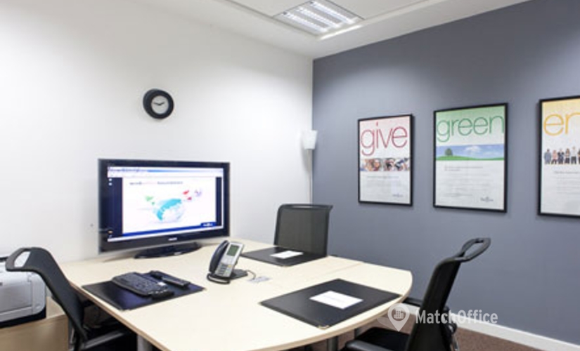 100 m² Business space place available to rent in Dubai, 19th Floor (%[postal_code]) - 2 | MatchOffice