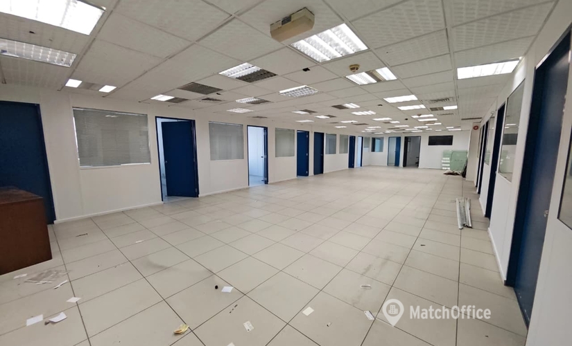 Office Al Muraqqabat 00000 Dubai