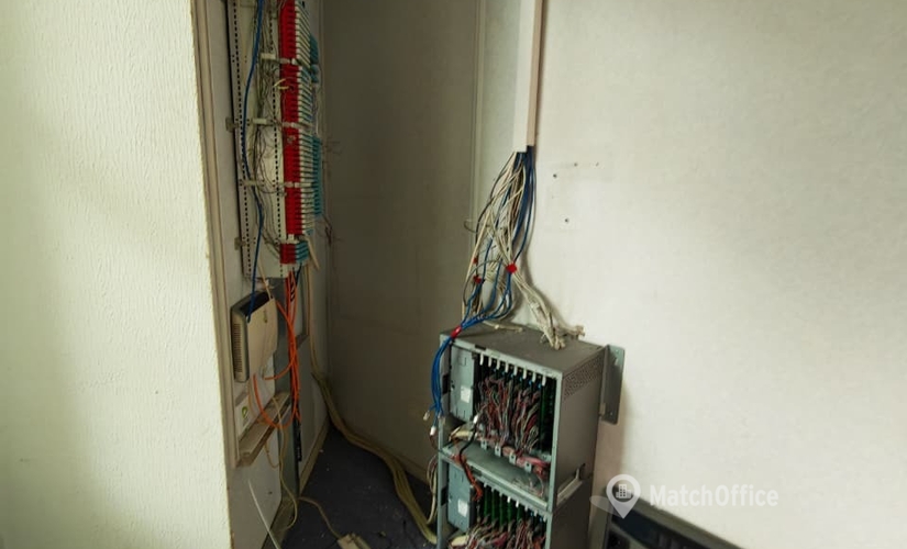 Office Al Muraqqabat 00000 Dubai