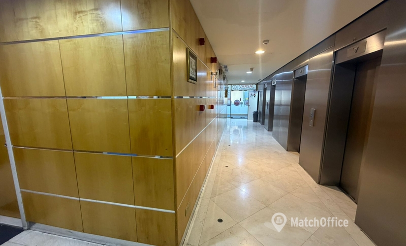 Office Al Masraf Building 00000 Dubai