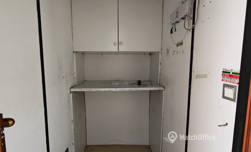 Office Riggat Al Buteen 00000 Dubai