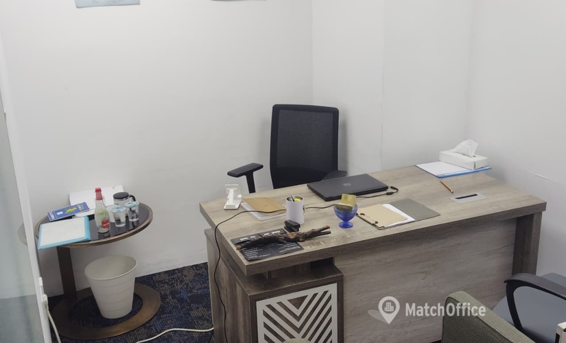 Office 777V+Q8G 000 Dubai