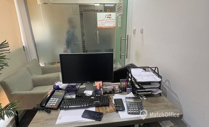 Office 777V+Q8G 000 Dubai