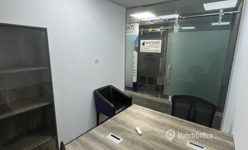 Office 777V+Q8G 000 Dubai