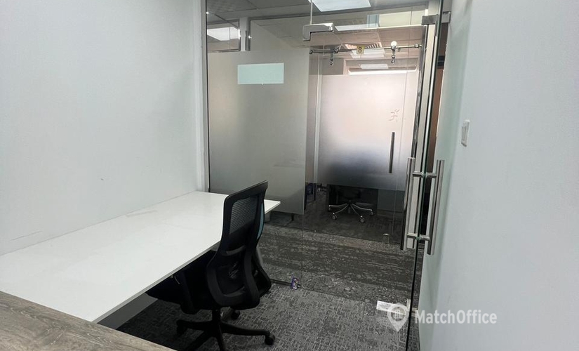 Office 777V+Q8G 000 Dubai