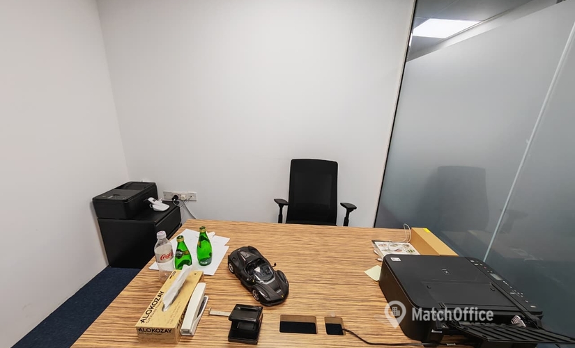 Office Al Garhoud 00000 Dubai