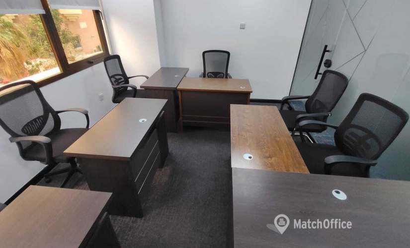Office Al Maktoum Rd 00000 Dubai