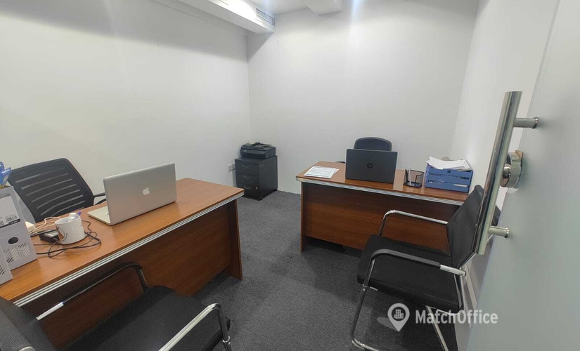 Office 777V+Q8G 000 Dubai