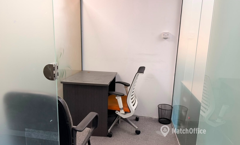 Office Al Maktoum Road 408 00000 Dubai