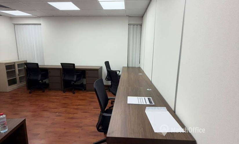 Office Khalid Bin Al Waleed Rd 0000 Dubai