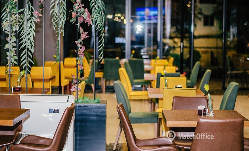 250 m² Convention center in Tirana, Rruga Reshit Petrela (1001) - 3 | MatchOffice.com