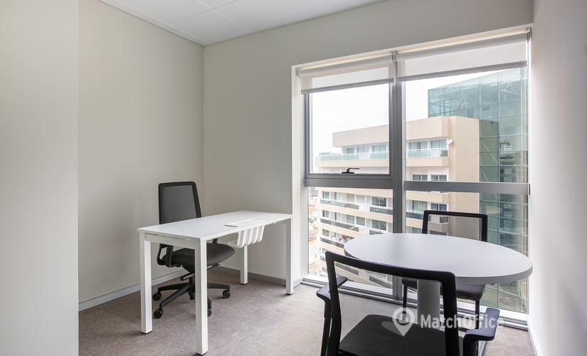 70 m² Coworking space  in Luanda Sul, Avenida Talatona () - 3 | MatchOffice