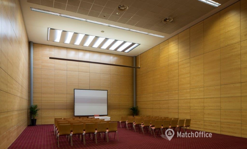Book a 170 m² Conference room in Mödling, Parkallee 2 (2334) - 0 | MatchOffice.com