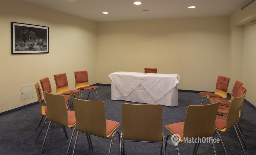  Meetingraum zu vermieten in Mödling, Parkallee 2, 47 m², 2