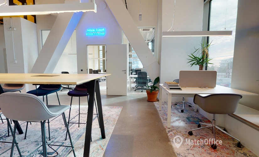 350 m² Shared workspace  in Vienna, Donau-City-Straße 3 (1220) - 1 | MatchOffice.com