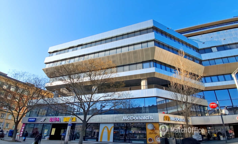 Virtual office space in Vienna, Julius-Tandler-Platz 3/Stiege B (1090) - 0 | MatchOffice.com