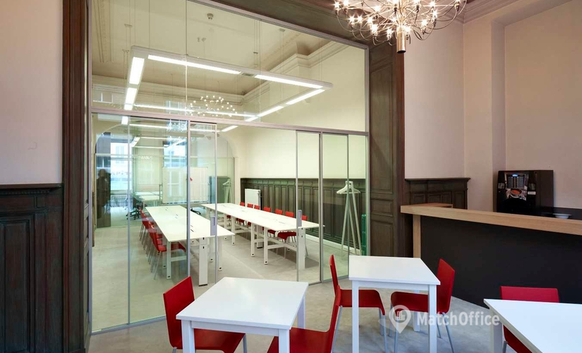 Vergaderzaal te huur  Kortrijk, Doorniksestraat 63, 53 m², - 1 | MatchOffice.be