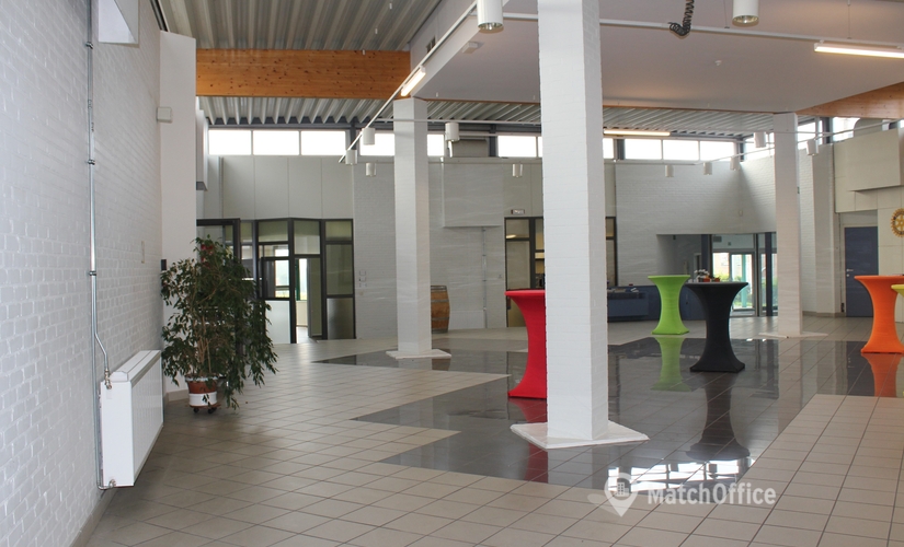 Espace co working à louer à Braine-L'Alleud, Chaussée d'Ath 242, 1200 m², - 1 | MatchOffice