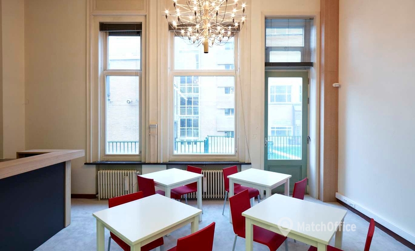 Coworking à louer à Courtrai, Doorniksestraat 63, 116 m², - 1 | MatchOffice.be