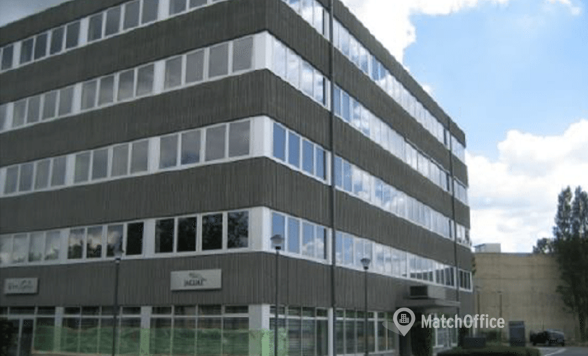 739 m² Business space place available to rent in Anderlecht, Paapsemlaan 11 (1070) - 0 | MatchOffice.com
