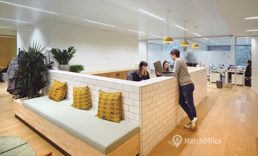 Lease suitable a 35 m² Coworking  in Brussels City Center, Square de Meeûs 35 (1000) - 2 | MatchOffice.com