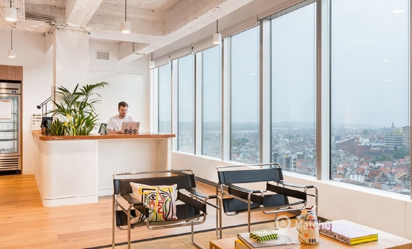 150 m² Shared workspace  in Schaerbeek, 4 Sint-Lazaruslaan  (1210) - 2 | MatchOffice