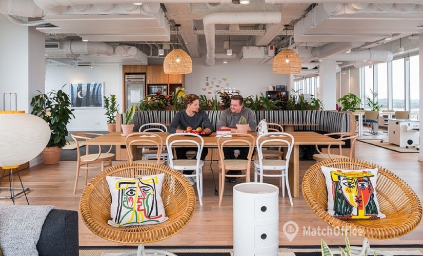 Parc d'affaires à louer à Schaarbeek, 4 Sint-Lazaruslaan , 150 m², - 1 | MatchOffice.be