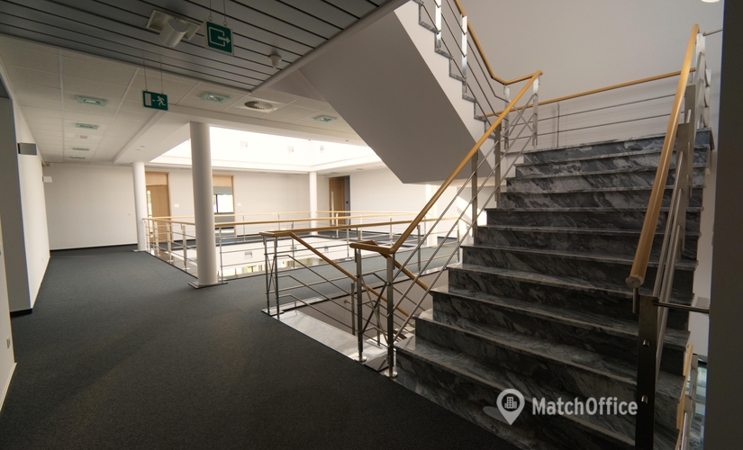 Bureaux équipés à louer à Hasselt, Trichterheideweg 11, 2000 m², - 1 | MatchOffice.be
