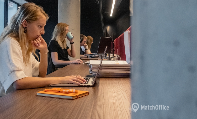 42 m² Business space property up for rent in Hasselt, Kolonel Dusartplein 28b (3500) - 1 | MatchOffice.com