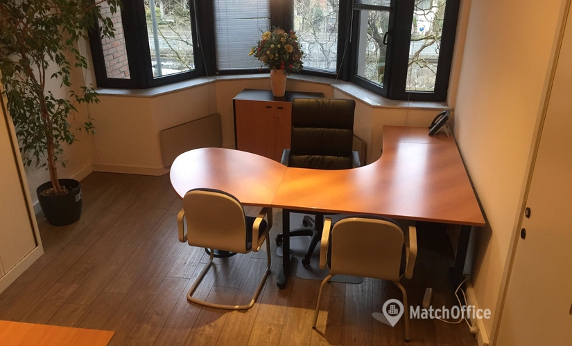 20 m² Serviced office building available to rent in Etterbeek, Boulevard Louis Schmidt 119/2 (1040) - 2 | MatchOffice.com