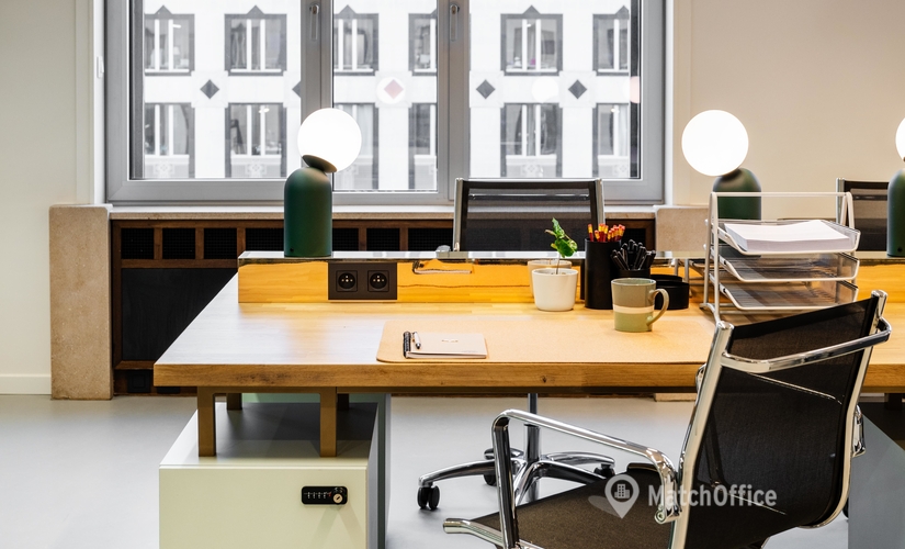 Kantoor te huur  Elsene, Avenue Louise 54, 4200 m², - 2 | MatchOffice.be