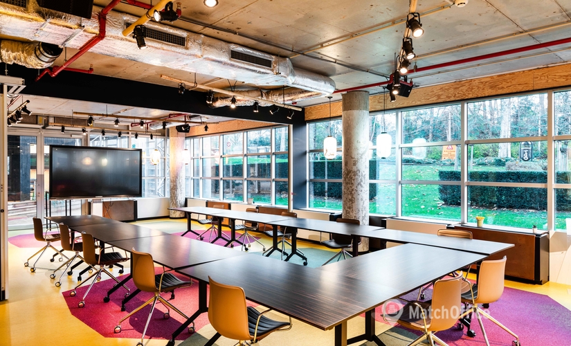 Centre de conférence à louer à Ixelles, Avenue Arnaud Fraiteur 15, 95 m², - 1 | MatchOffice.be