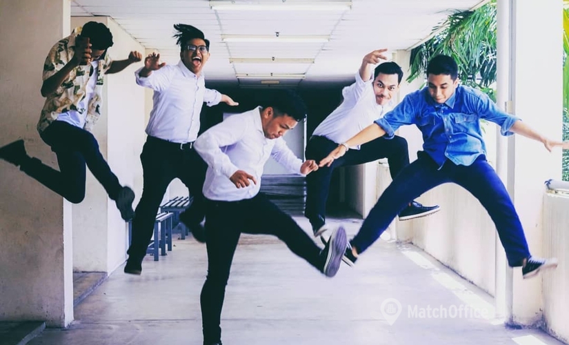 Bedrijventerrein te huur  Sint-Pieters-Leeuw, Bergensesteenweg 421, 40 m², - 4 | MatchOffice.be