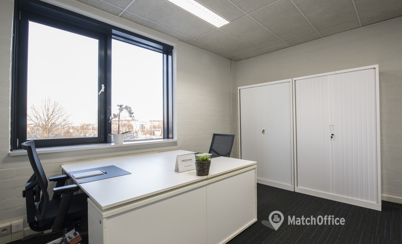 Business center à louer à Hasselt, Prins-Bisschopssingel 50, 40 m², - 1 | MatchOffice.be
