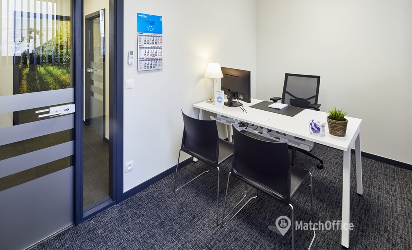 Business center te huur  Sint-Truiden, Tongersesteenweg 190, 50 m², - 1 | MatchOffice.be