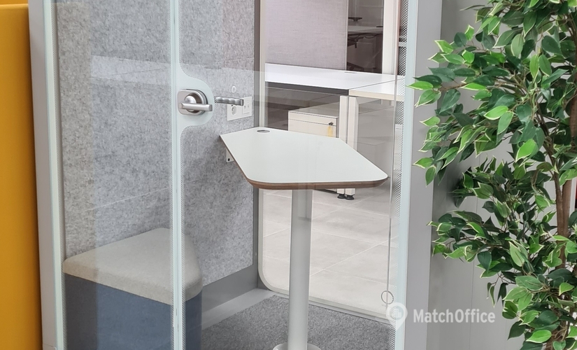 Locaux d’entreprise à louer à Geel, Statieplein, 600 m², - 2 | MatchOffice.be