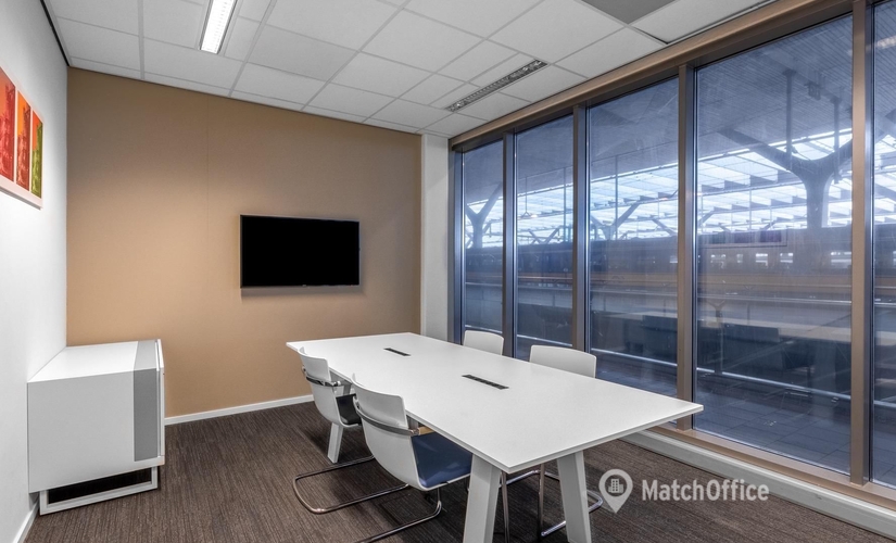 Centre de conférence à louer à Saint-Nicolas, Stationsplein 7E, 50 m², - 1 | MatchOffice.be