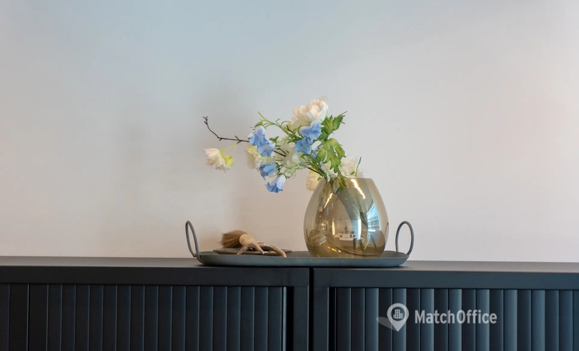 Bedrijfsgebouw te huur  Brussel Airport, Leopoldlaan, 10 m², - 1 | MatchOffice.be