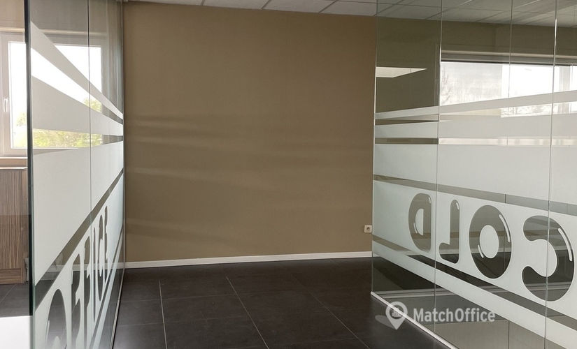 Business center te huur  Sint-Truiden, Bedrijvenstraat 4502, 340 m², - 3 | MatchOffice.be