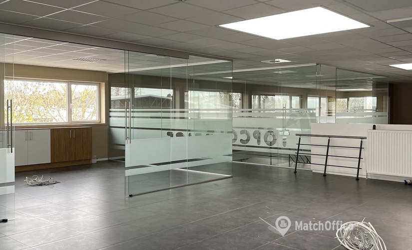 Bedrijventerrein te huur  Sint-Truiden, Bedrijvenstraat 4502, 340 m², - 2 | MatchOffice.be