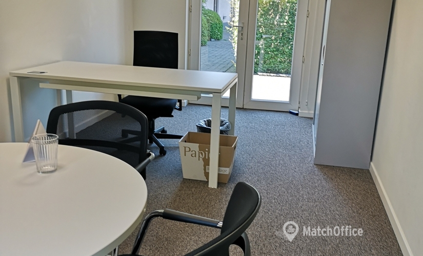 40 m² Meeting room in Merelbeke, Guldensporenpark 120 (9820) - 1 | MatchOffice.com
