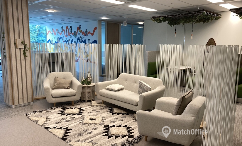 Bedrijfsgebouw te huur Anderlecht, Lenniksebaan 451, 1018 m², - 1 | MatchOffice.be