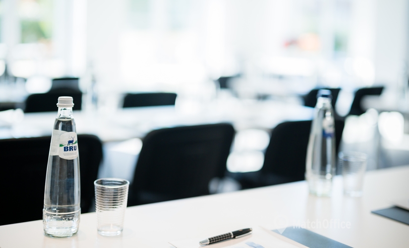 Salle de conférence à louer à Uccle, Avenue Georges Lecointe 50, 70 m², - 2 | MatchOffice.be