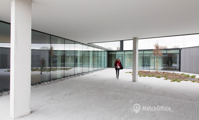 Bedrijfsgebouw te huur  Brugge, Dirk Martensstraat 23, 700 m², - 4 | MatchOffice.be