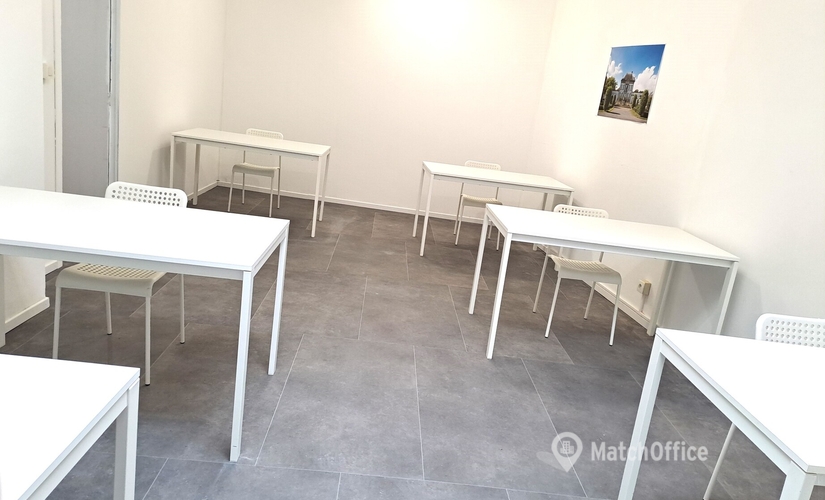 Kantoor te huur  Doornik, Rue de l'Yser 11, 35 m², - 1 | MatchOffice.be