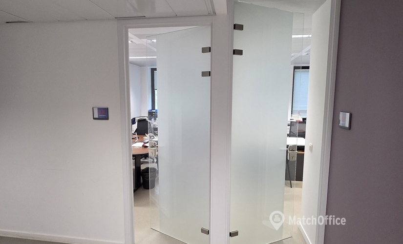 Locaux d’entreprise à louer à Watermael-Boitsfort, Vorstlaan 68, 25 m², - 1 | MatchOffice.be